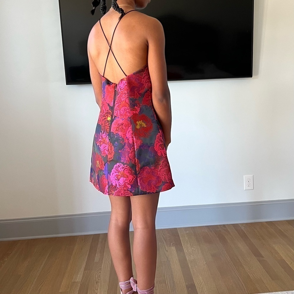 ALICE + OLIVIA TAYLA FLORAL MINI DRESS - Picture 13 of 16